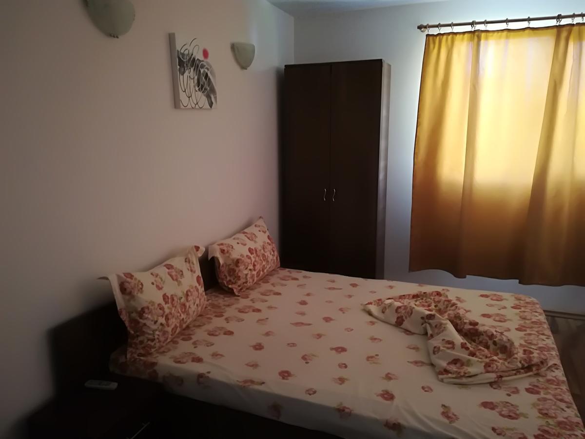 Vila Popoiu كوستِنيست المظهر الخارجي الصورة